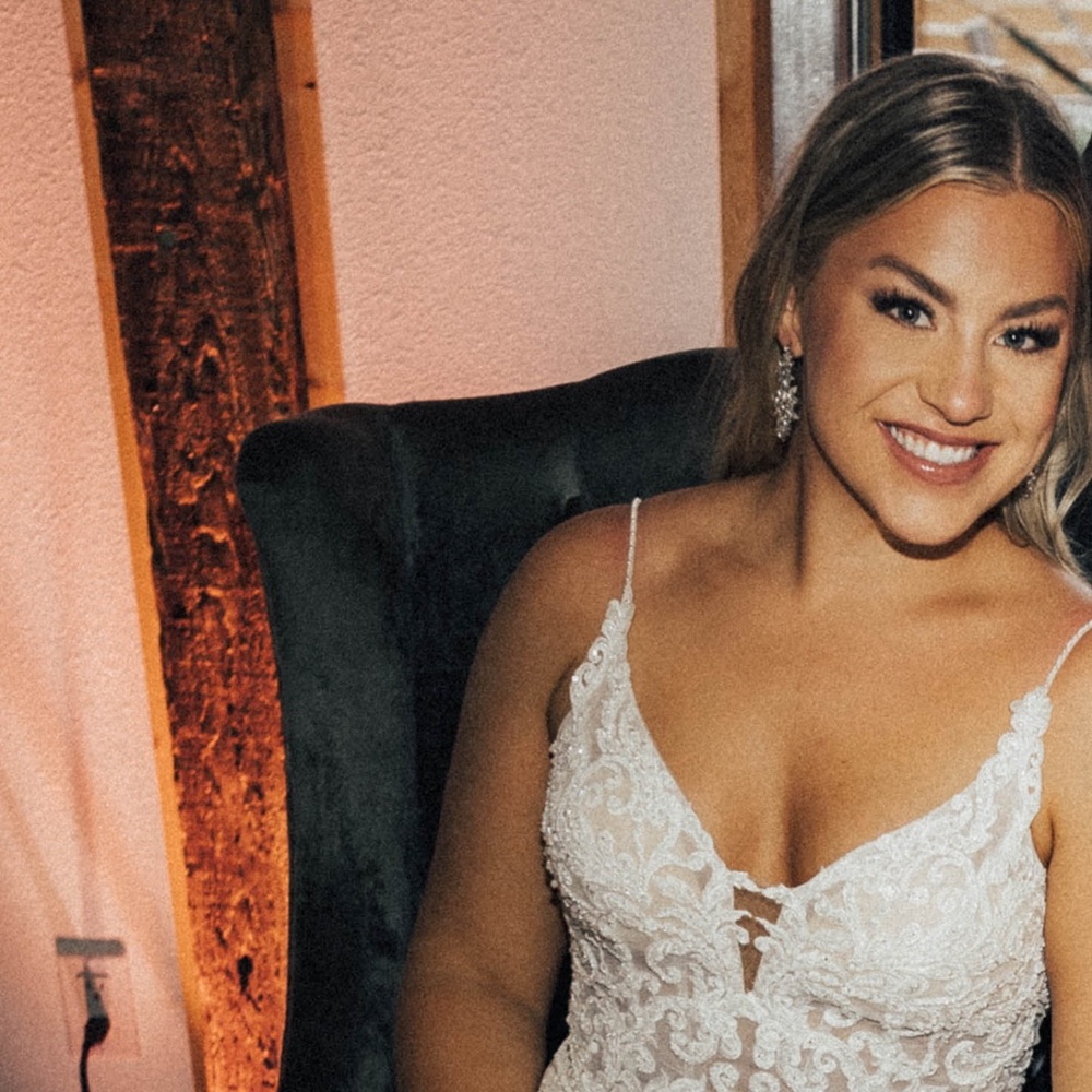 Meet your Posher, Lauren